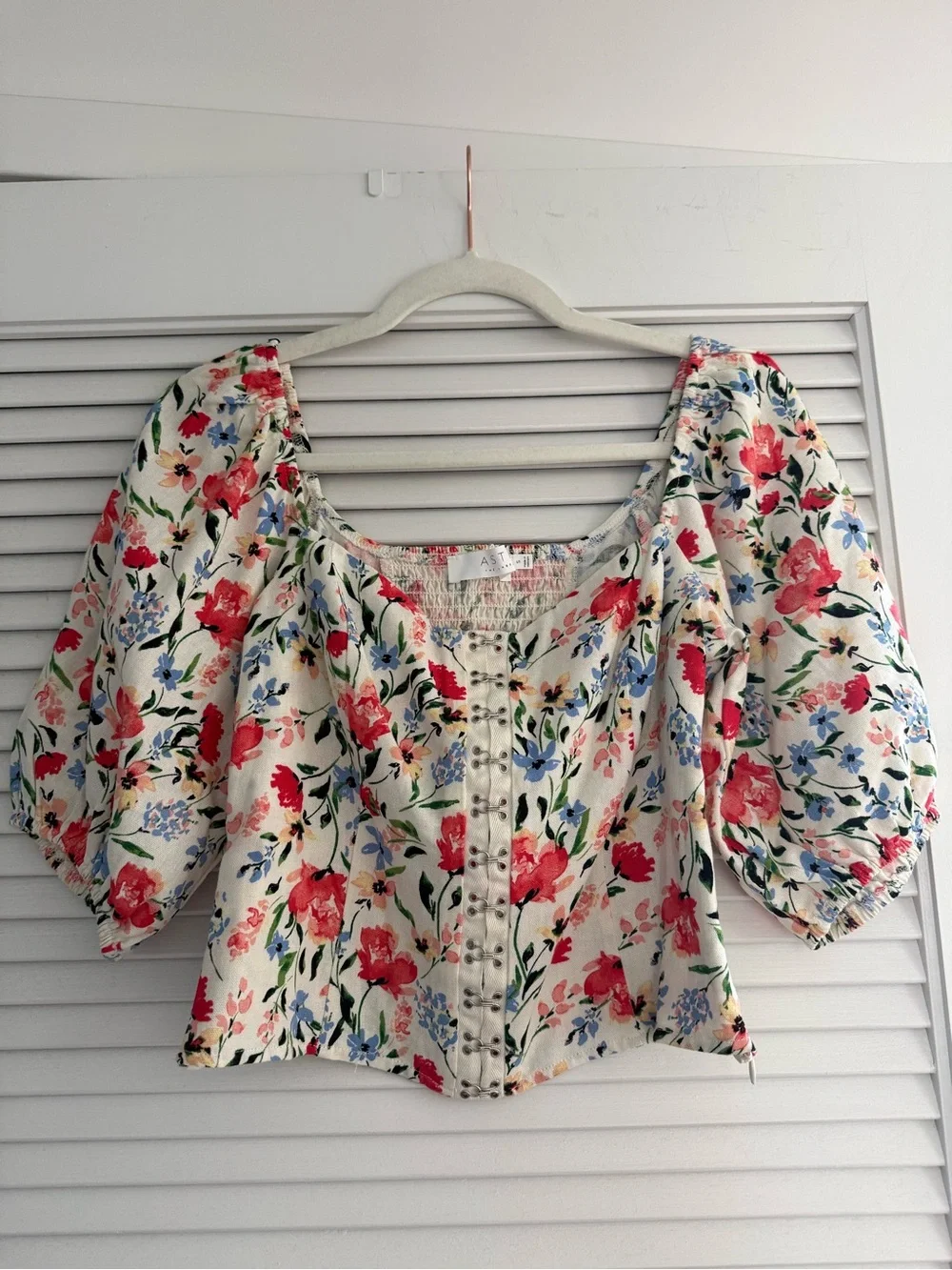 ASTR The Label Floral Top